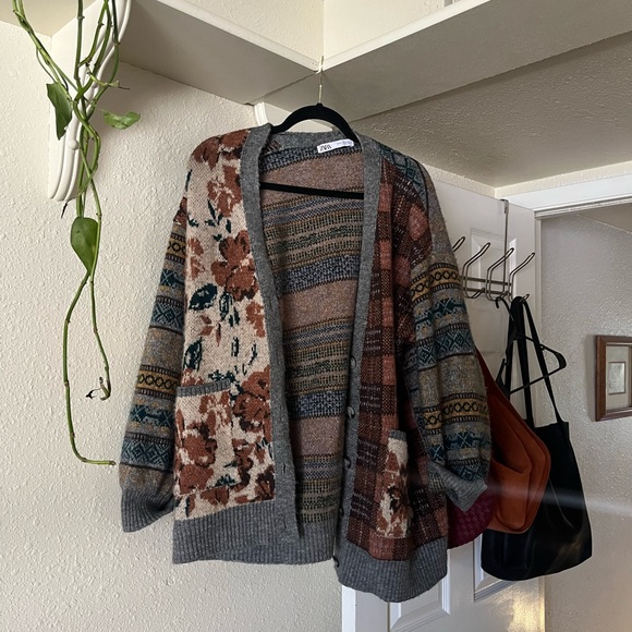 Zara Sweaters - Zara cardigan